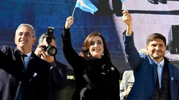Villarruel, sobre el partido con Inglaterra: "Jugamos contra los piratas usurpadores. Es Malvinas, e