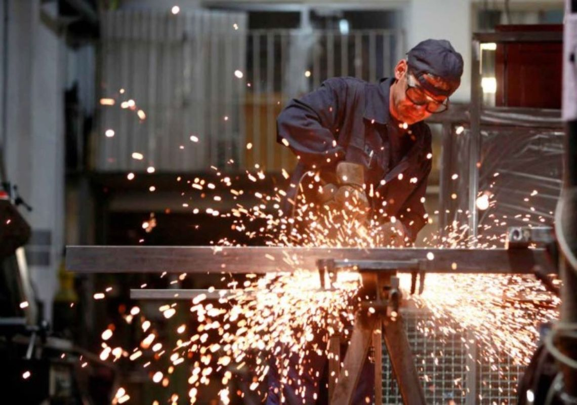 Industria: sigue cayendo el uso de la capacidad instalada de las fábricas