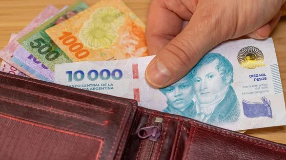 Los salarios registrados volvieron a caer en mayo y acumulan una pérdida real del 4,2% en nueve mese