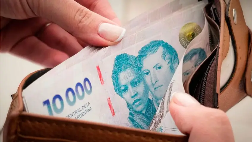 El 61% de los argentinos agota sus ingresos antes del día 20 del mes