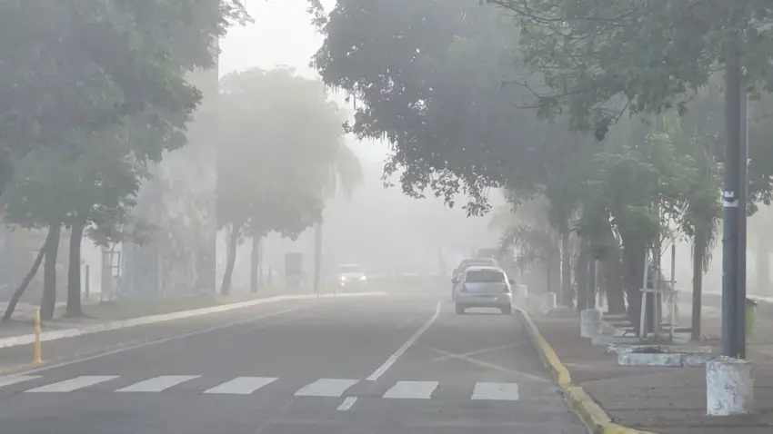 Corrientes amaneció cubierta en niebla