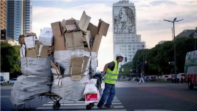 La pobreza subió al 30% en el primer trimestre del año