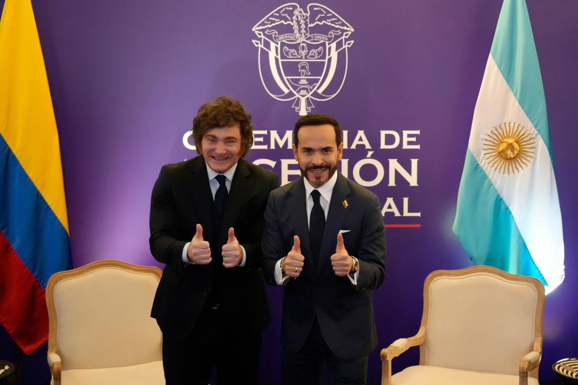 Milei se reunió con Abelardo de la Espriella antes de su asunción presidencial