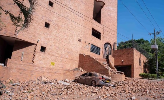 Estiman que hay casi 4.000 desaparecidos por el terremoto en Colombia