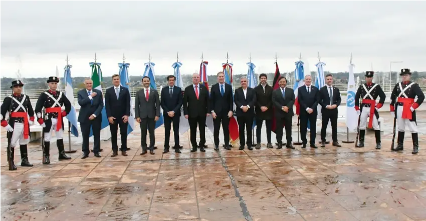 En cumbre regional, Juan Pablo Valdés pidió una tarifa energética diferenciada para el Norte Grande