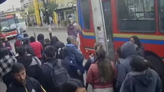 Moreno: una mujer murió atropellada por un colectivo que dio marcha atrás