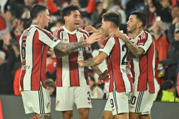 River visita a Independiente Santa Fe por la ida de los octavos de final de la Copa Sudamericana: hora, TV y formaciones