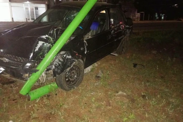 Santa Rosa.: Estrelló su automóvil contra una columna de foto-multa en la Ruta Nacional 118