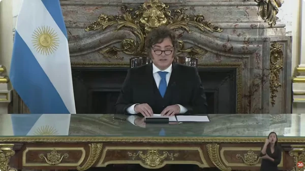 Milei anunció por cadena nacional un paquete de medidas y sanciones para frenar la explotación petrolera en Malvinas