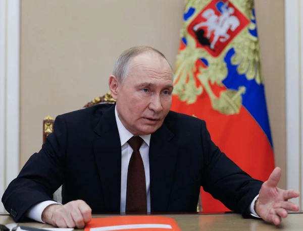 Vladimir Putin ordenó suspender por tres días los ataques contra Kiev