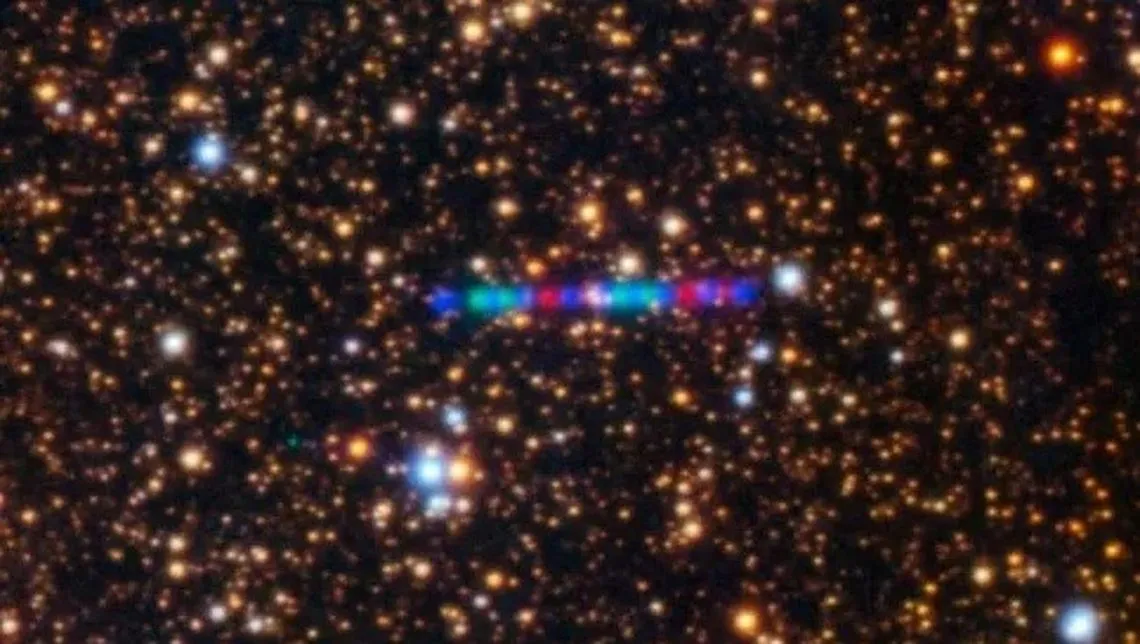 Un enorme OVNI de 24 kilómetros de ancho se acerca a la Tierra a una velocidad de 217.000 km/h