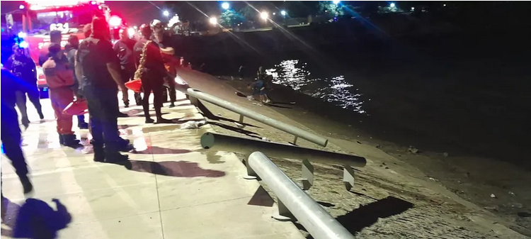 Personal de emergencia trabajó en el lugar tras el rescate. Foto: Agencia NA (SAME)