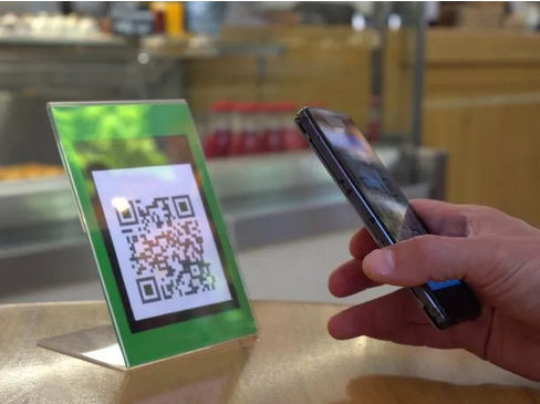 Feriados sin cajeros: cómo retirar efectivo con billeteras virtuales durante el fin de semana largo