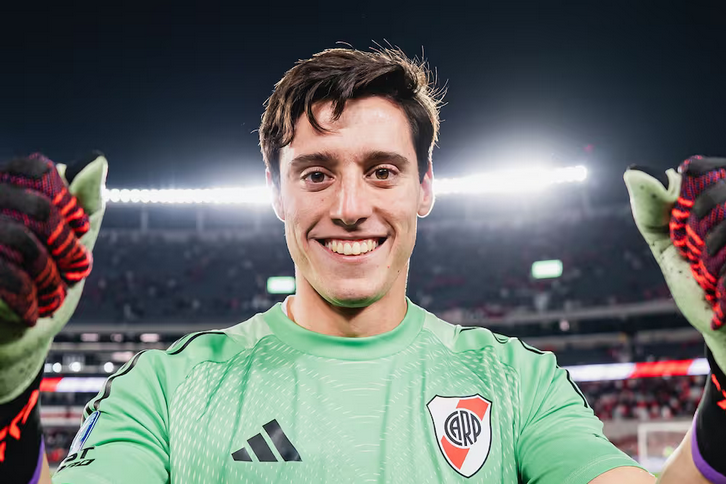 Santiago Beltrán, arquero de River Plate. Foto: X @RiverPlate