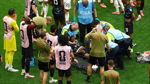 Conmoción en el Mundial 2026: la impactante lesión de Ismaël Koné en Canadá vs Qatar.