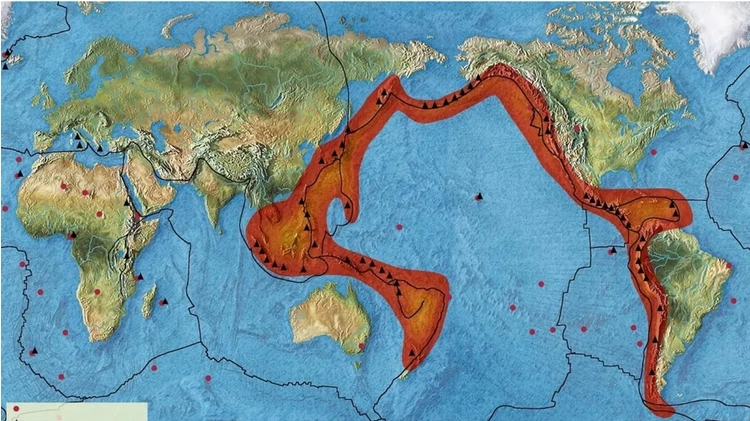 El anillo de fuego del pacífico visto desde un mapa.