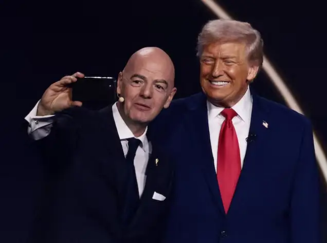 Infantino junto a Trump.(Foto: Reuters).