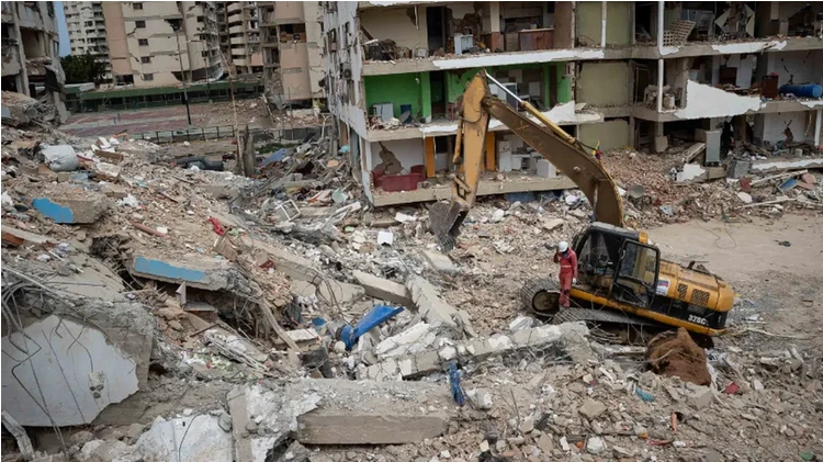 Venezuela sufrió el 24 de junio un devastador doble terremoto de magnitud 7,2 y 7,5, con graves daños y miles de víctimas.